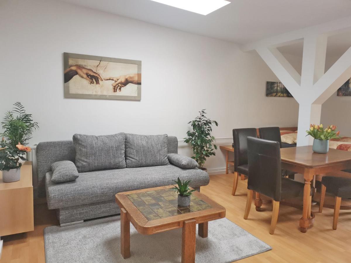 Musashi Apartment 2 Weimar  Bagian luar foto