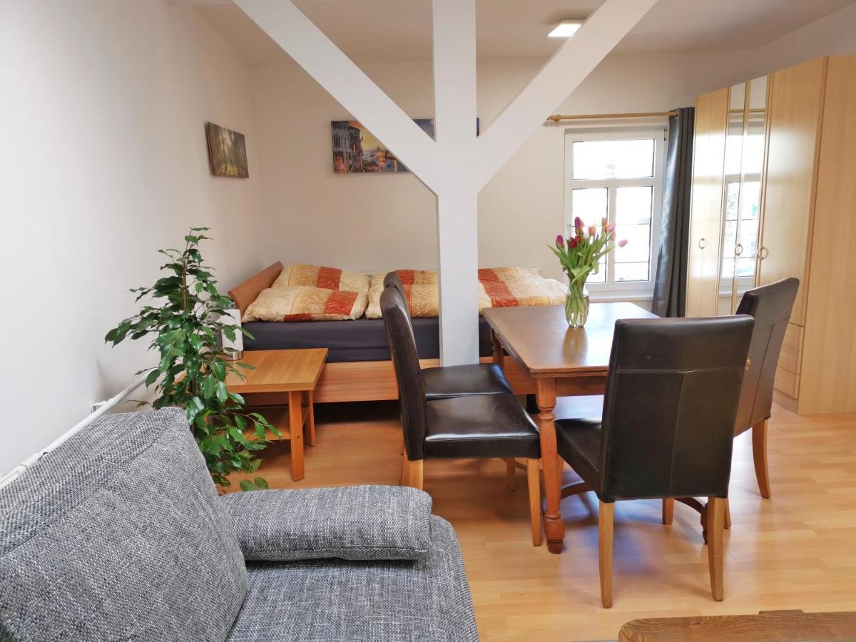 Musashi Apartment 2 Weimar  Bagian luar foto
